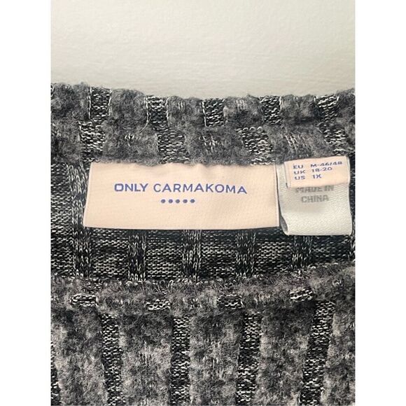Only Carmakoma dark grey ribbed long sleeve top Size 1X - Picture 5 of 7
